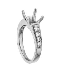 18K White Gold Diamond Wedding Ring 17592