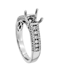 18K White Gold Diamond Ring