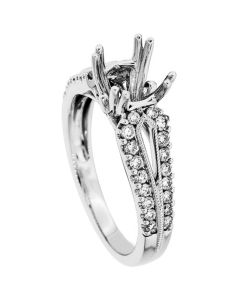 18K White Gold Diamond Ring